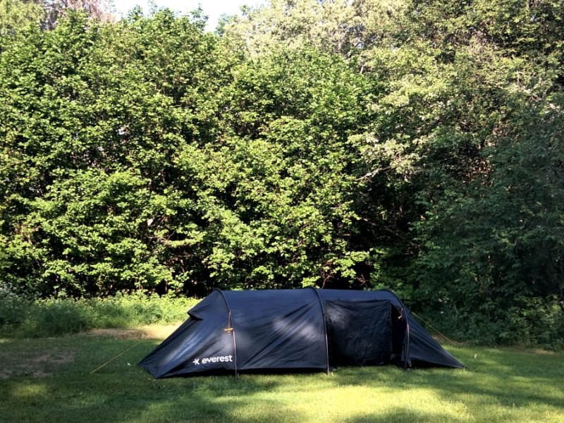 11 Camping 01.jpg