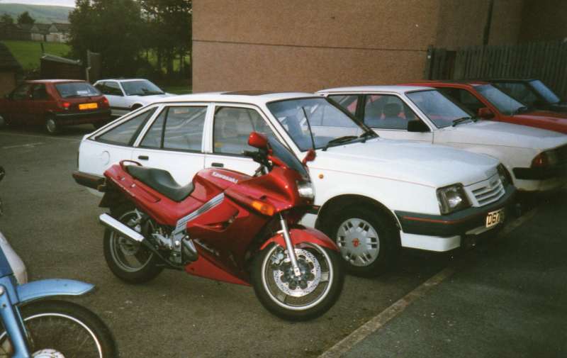 ZZR 94.jpg
