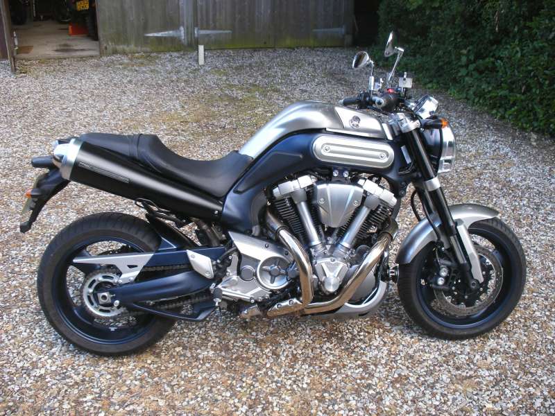 XJR1300MT01-July2012003.jpg