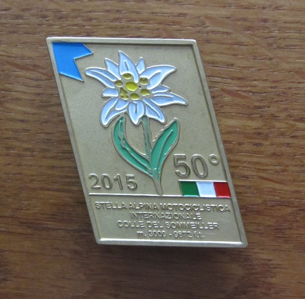 StellaBadge2015-1.JPG