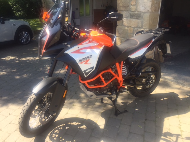 KTM1290R.JPG