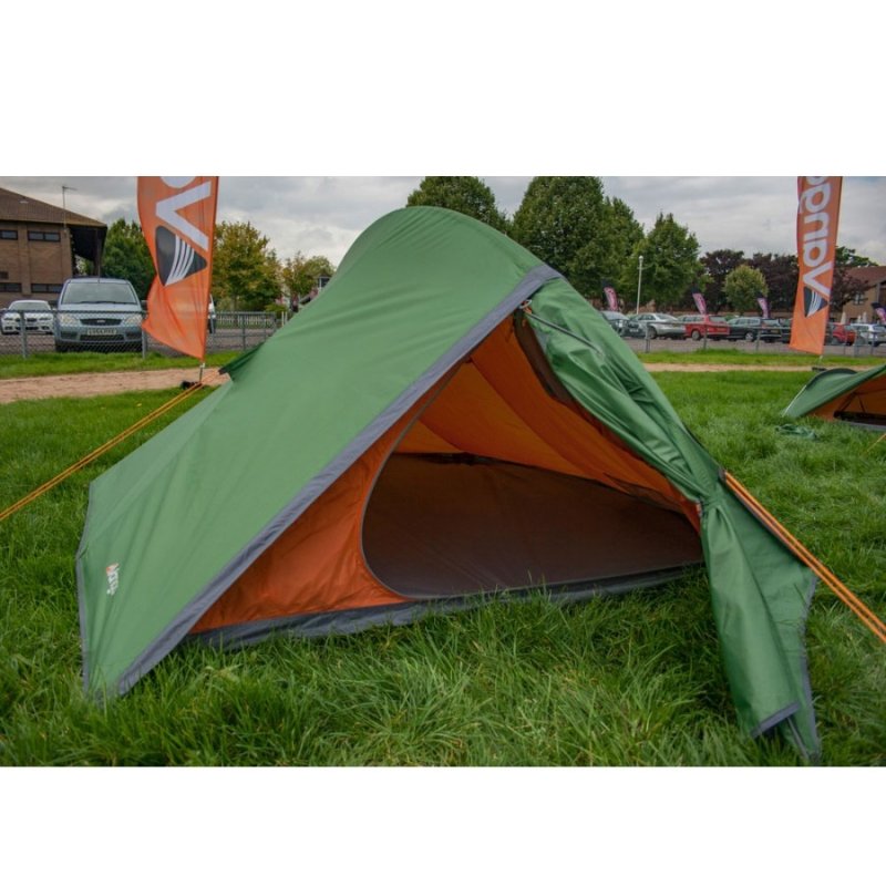 blade-100-tent_C5E52616_large.jpg