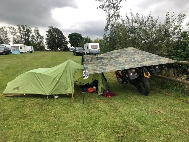 Tent UK_LI.jpg